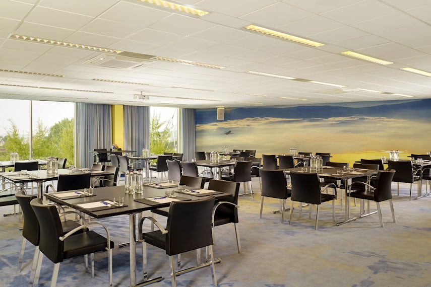 Sky Meeting Room 3 3D tour