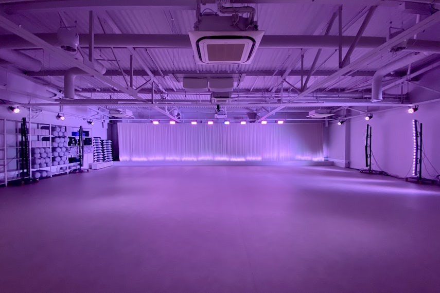 Studio 1 0