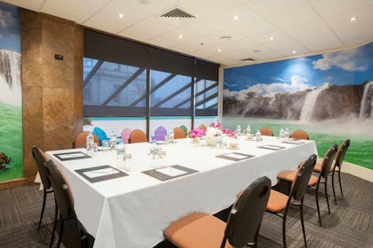 Metro Boardroom 1