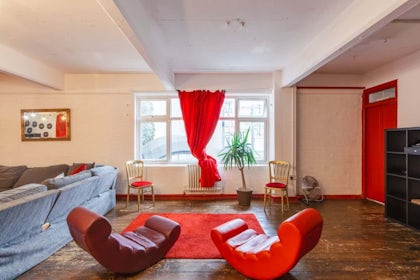 HQ Studio 1st Floor 16
