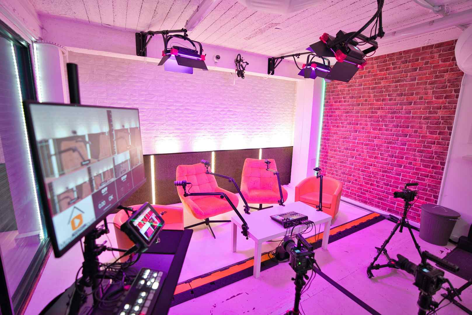 Podcast Studio 1