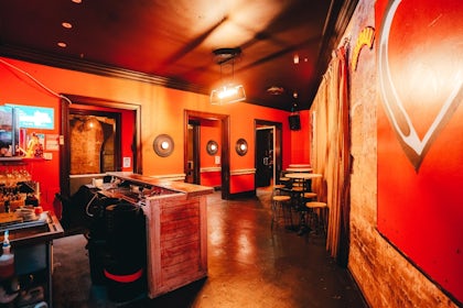 Mini Bar 2