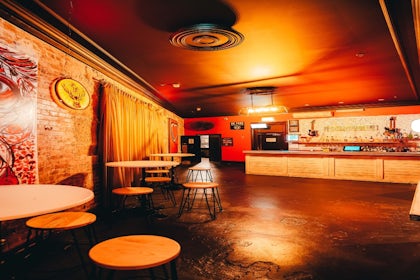 Mini Bar 3