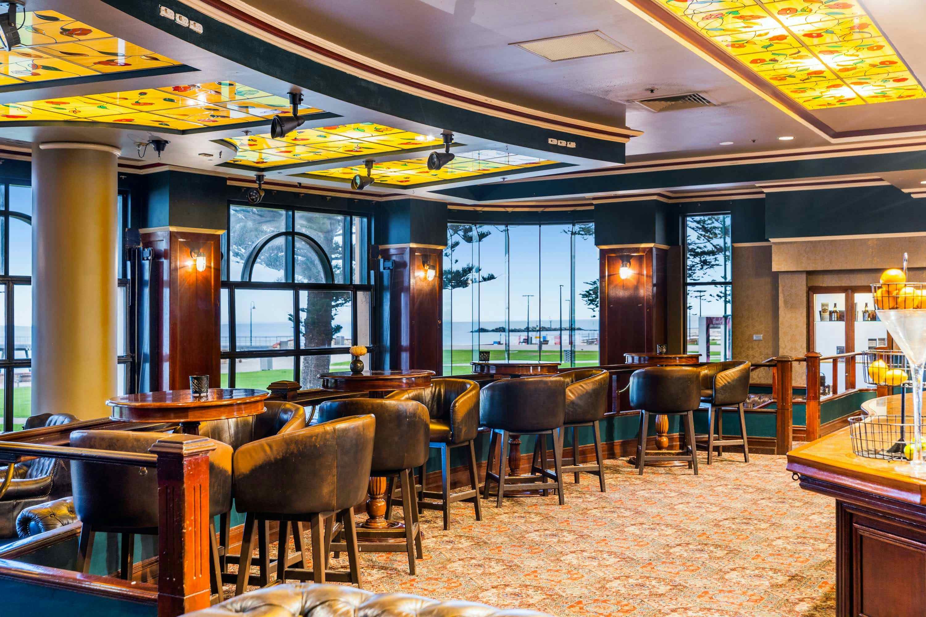 Stamford Grand Adelaide Hotel