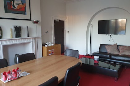 Executive Room 2