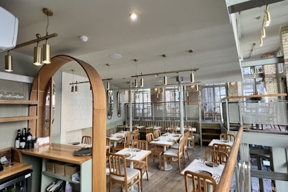 Restaurant Area 1