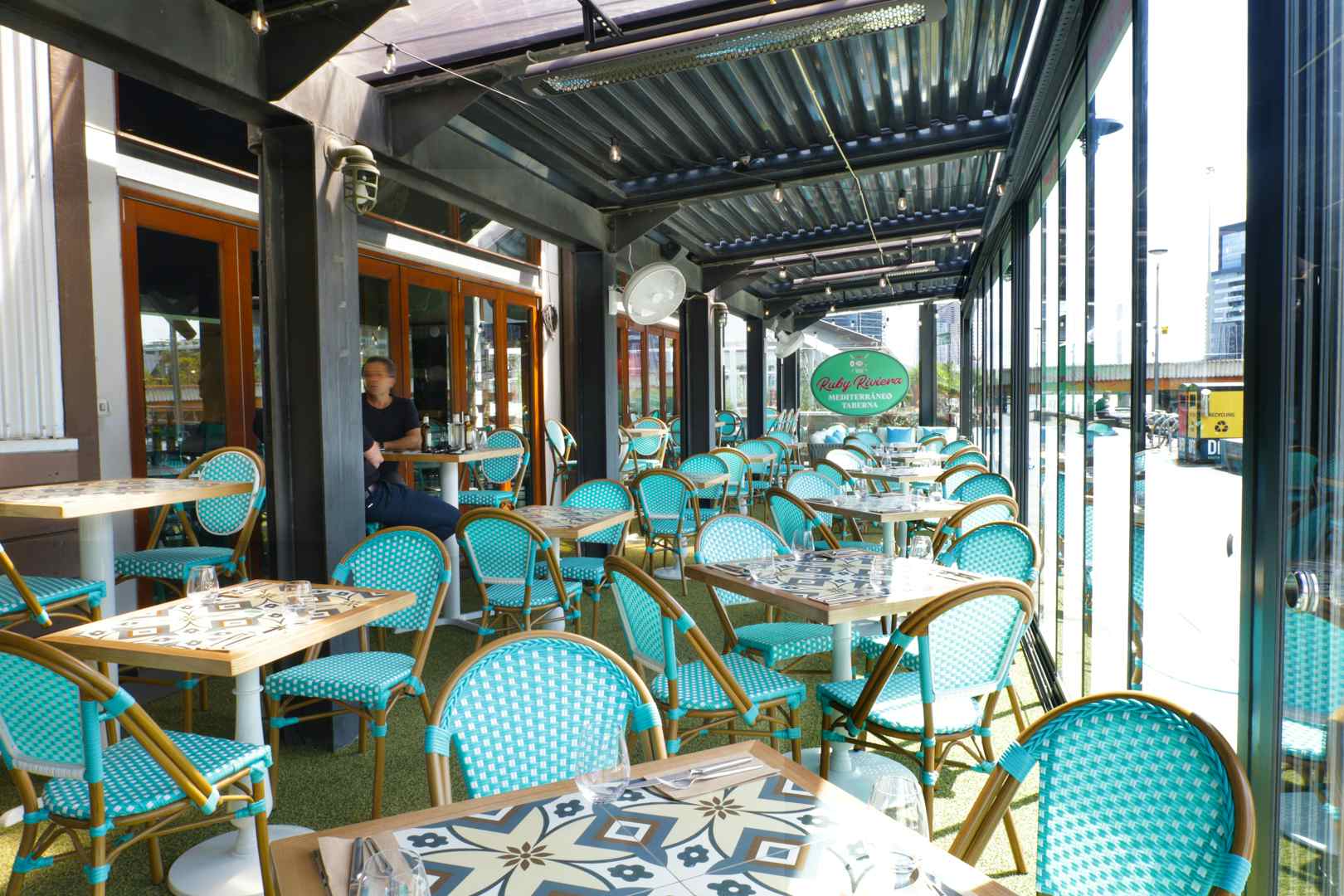 Bright & Unique Exclusive Riverside Venue 2