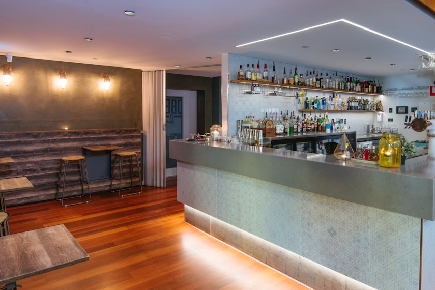Lane Bar 3D tour