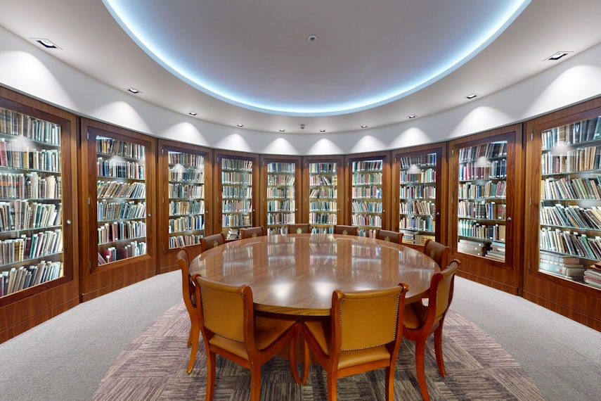 Antiquarian Library 3D tour