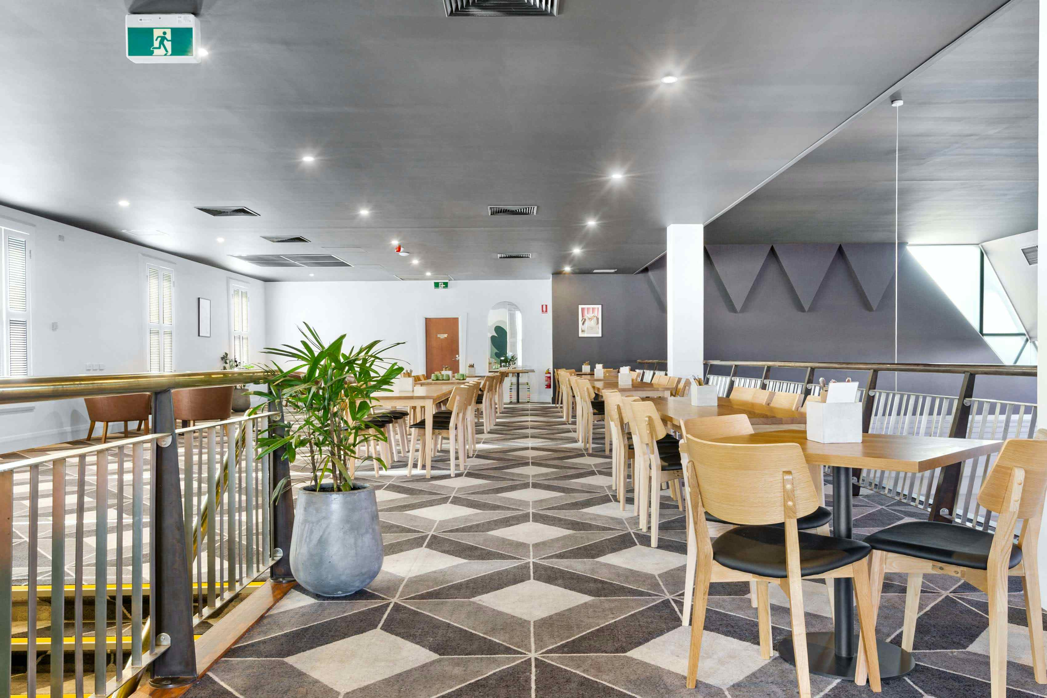 Brighton Metro Hotel