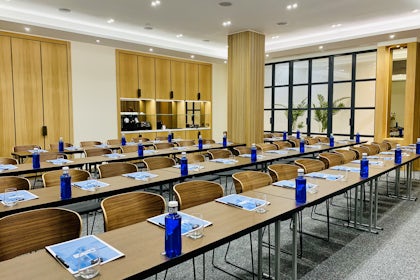 Oxford Circus Meeting Room 1