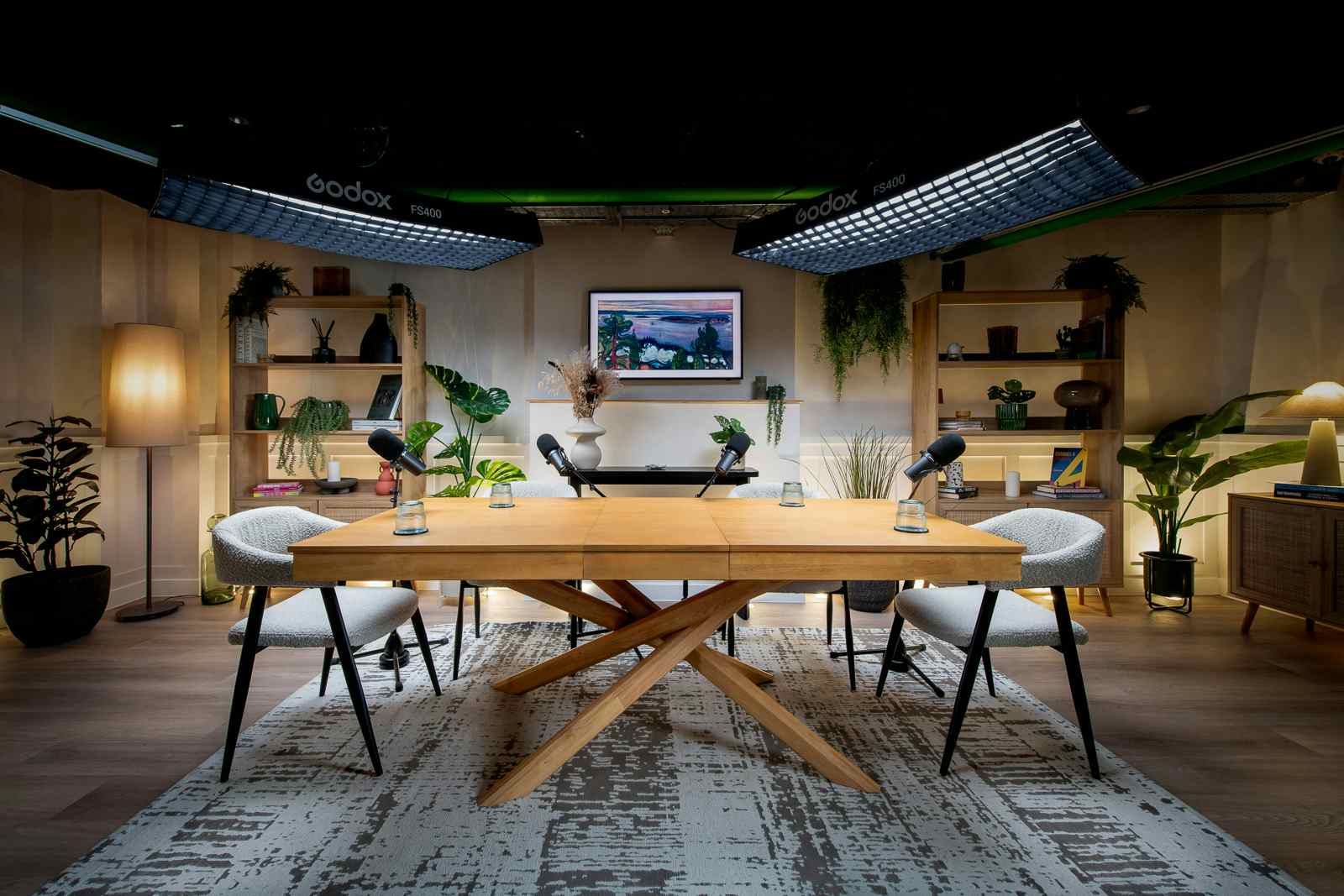 Podcast Recording Studio 9