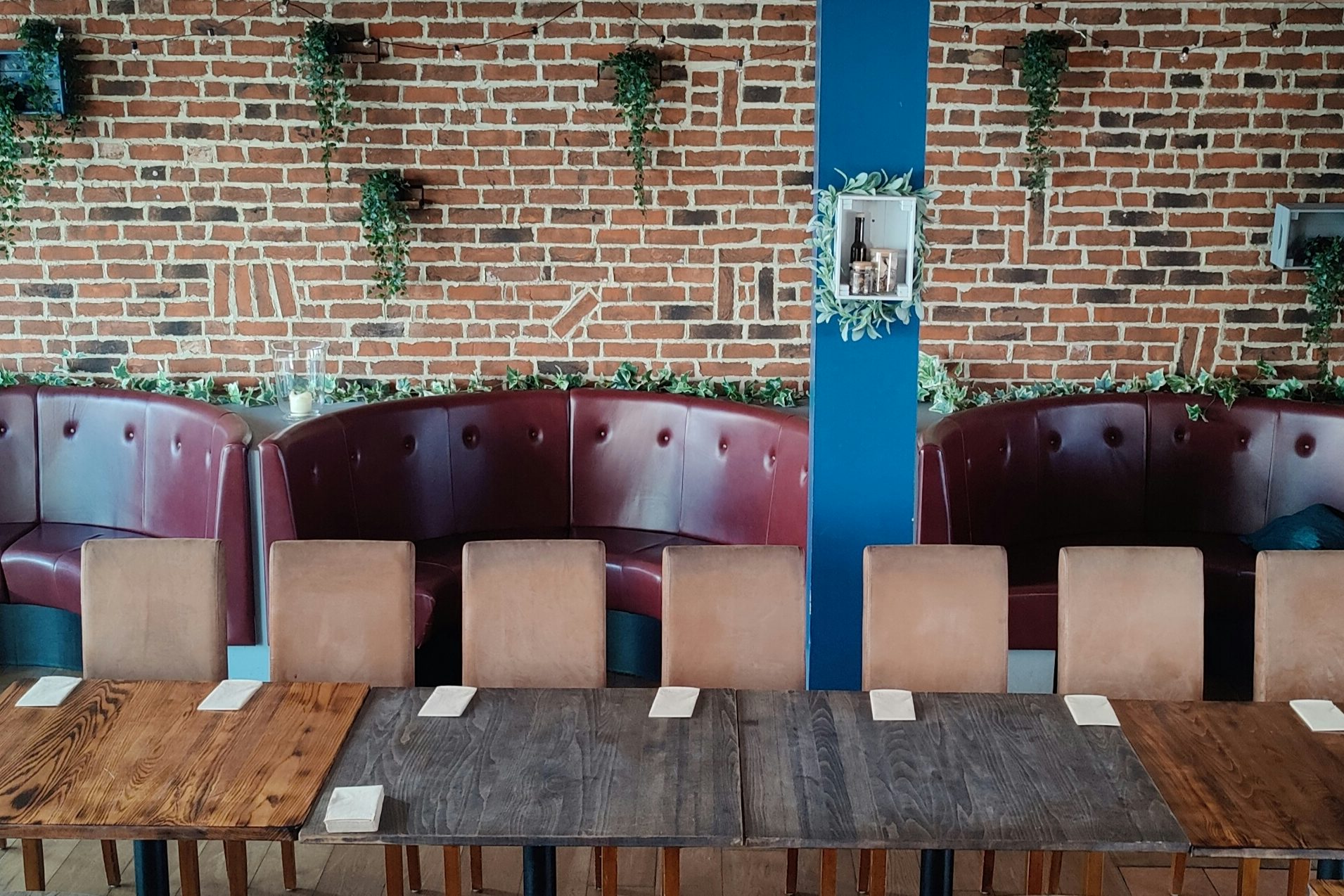 Talk/Demonstartion Space. 1