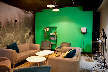 Production Room / Podcast Studio 5
