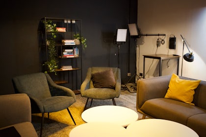 Production Room / Podcast Studio 6