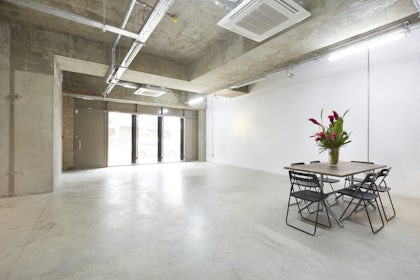 Studio 1 + 2 5