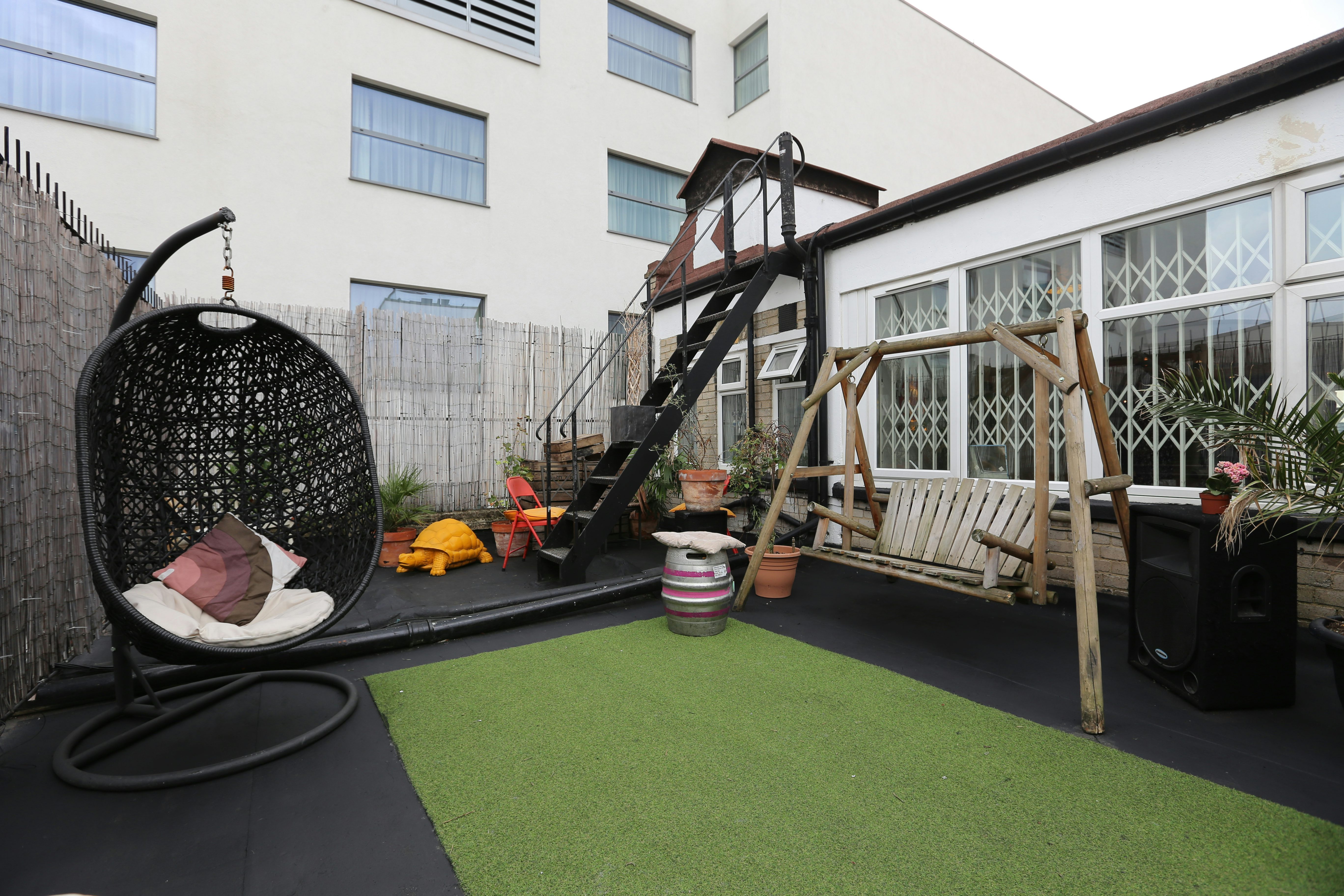 meeting 4th floor 18