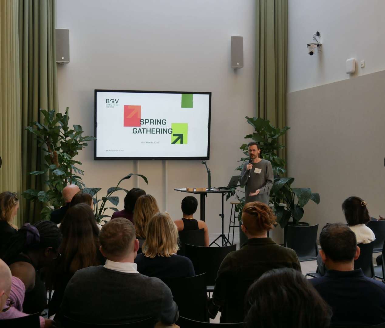 Meeting Room 2 (for 10 people) 1