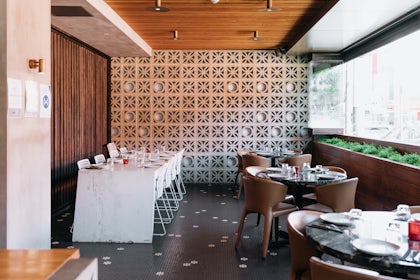 Restaurant 11