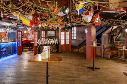 Whole venue 5
