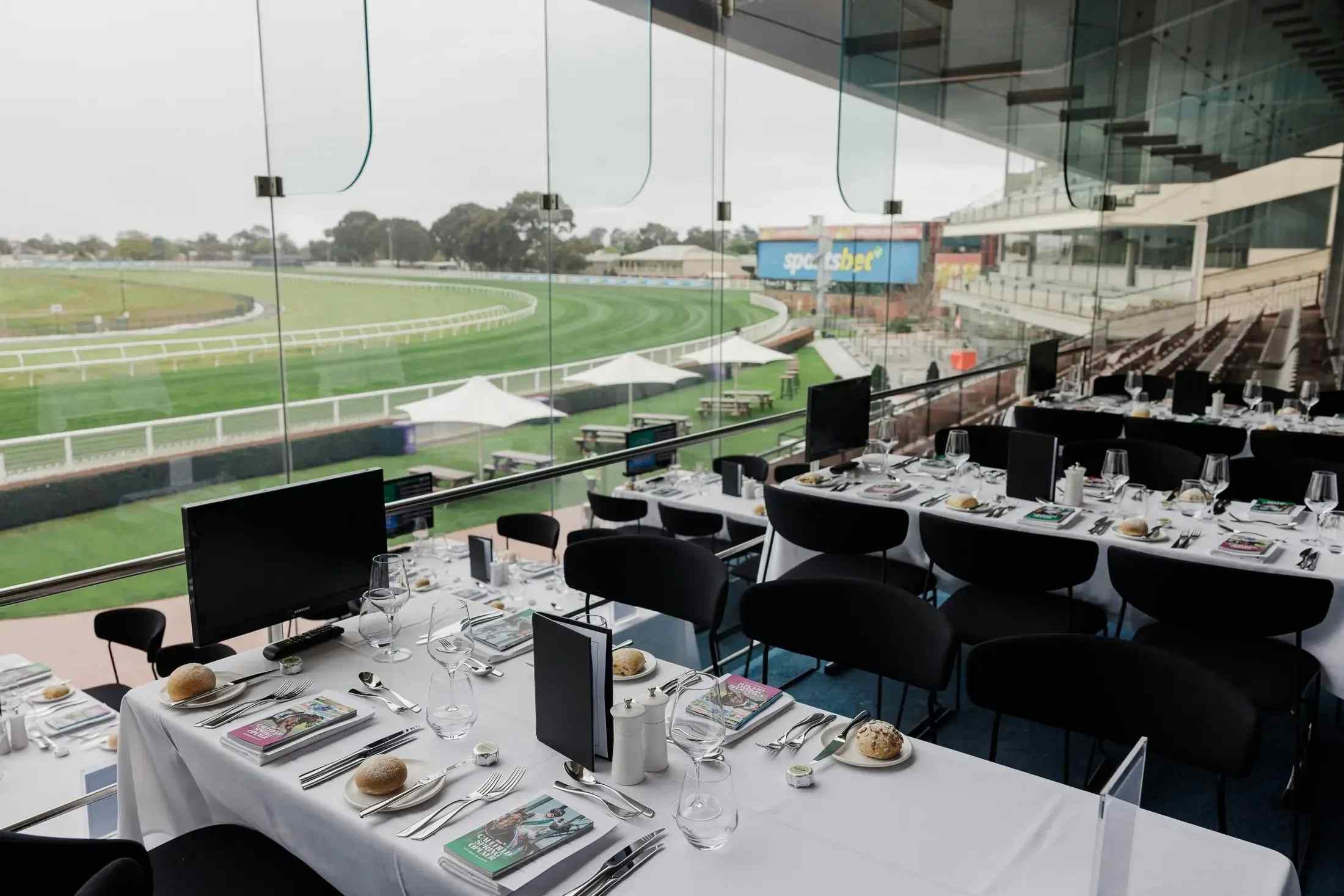 Caulfield Events | Promenade 2