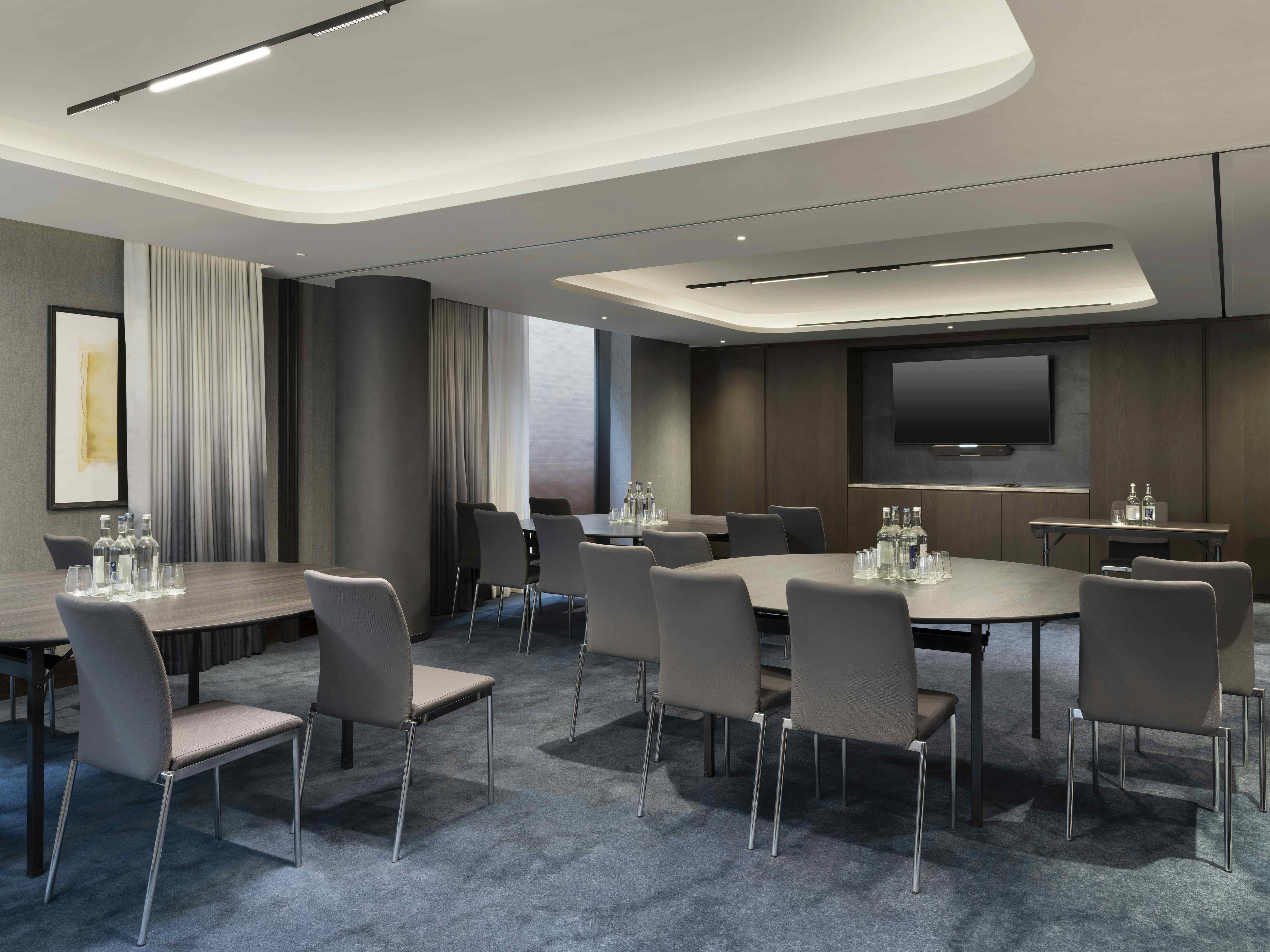 Romeo & Juliet (2 spaces combined together)  4