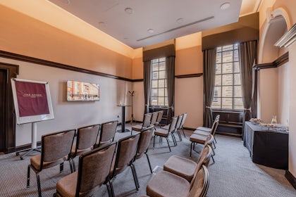 The Ridley Suite 1