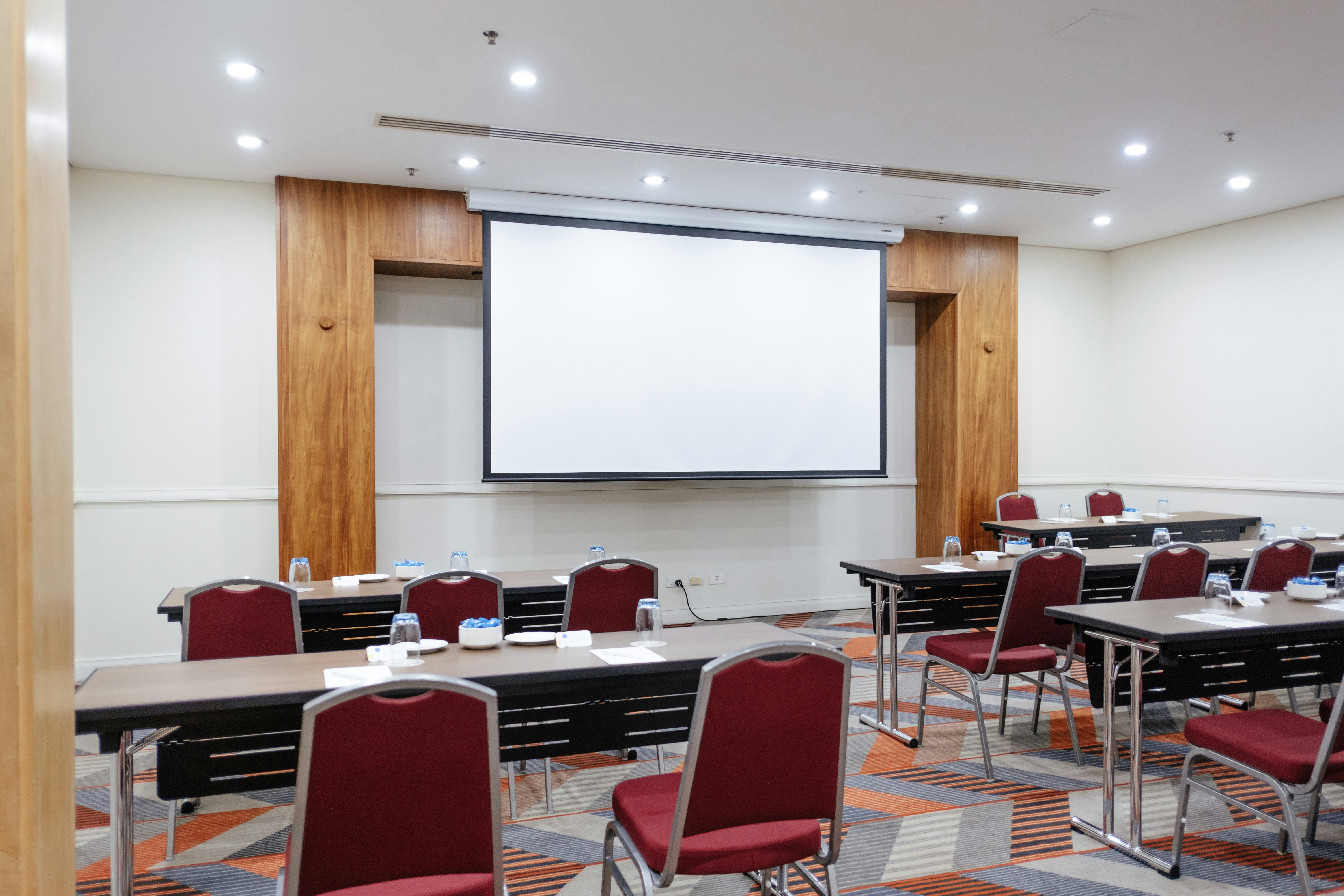 Ground Floor Rooms 2