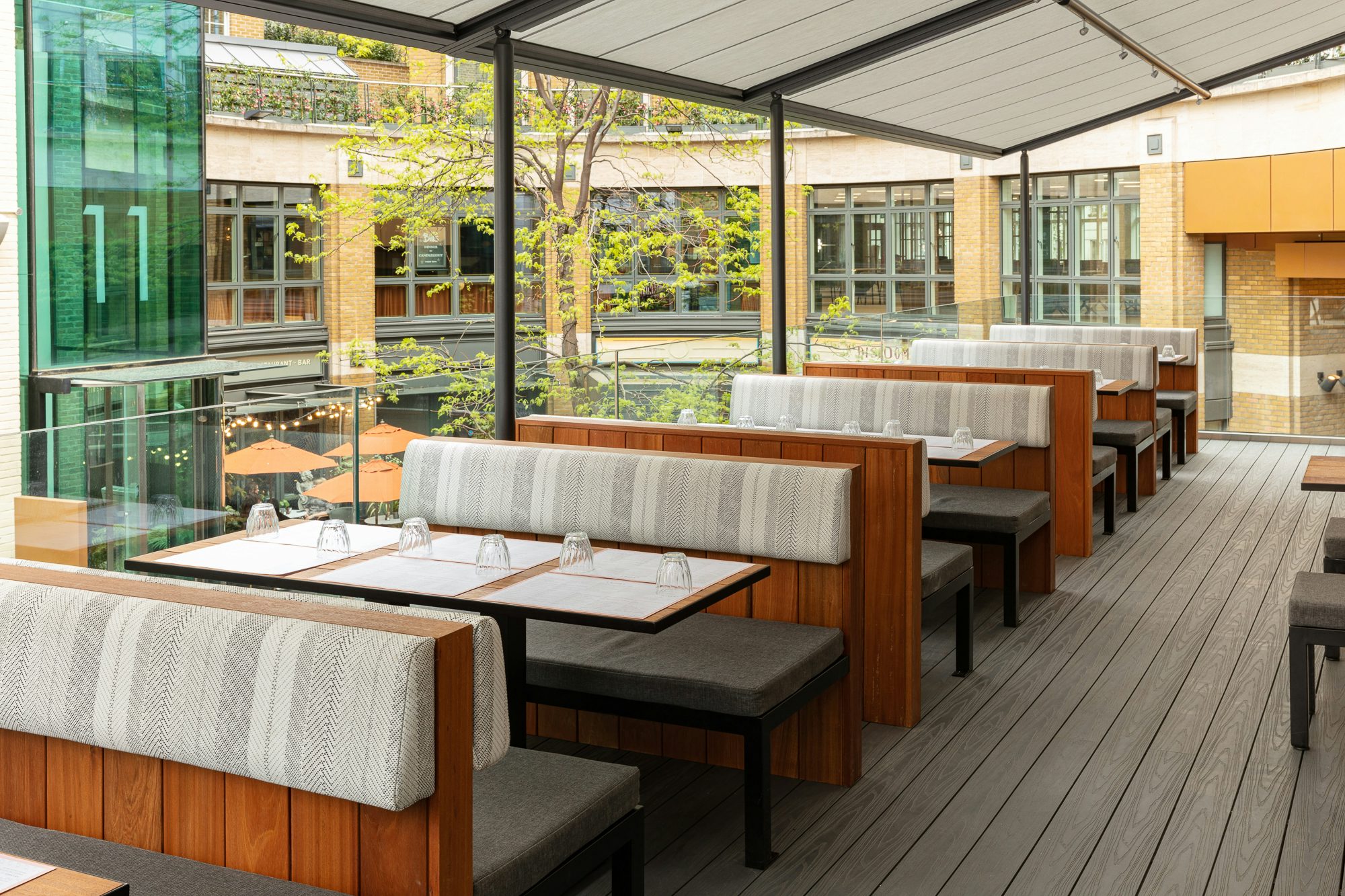 Lahpet West End Summer Terrace 3D tour