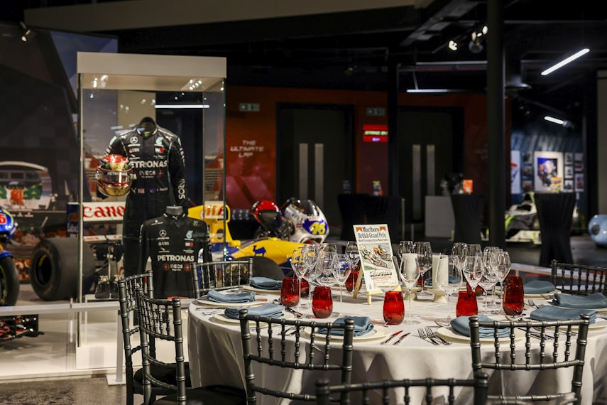 Exhibition Dining 0