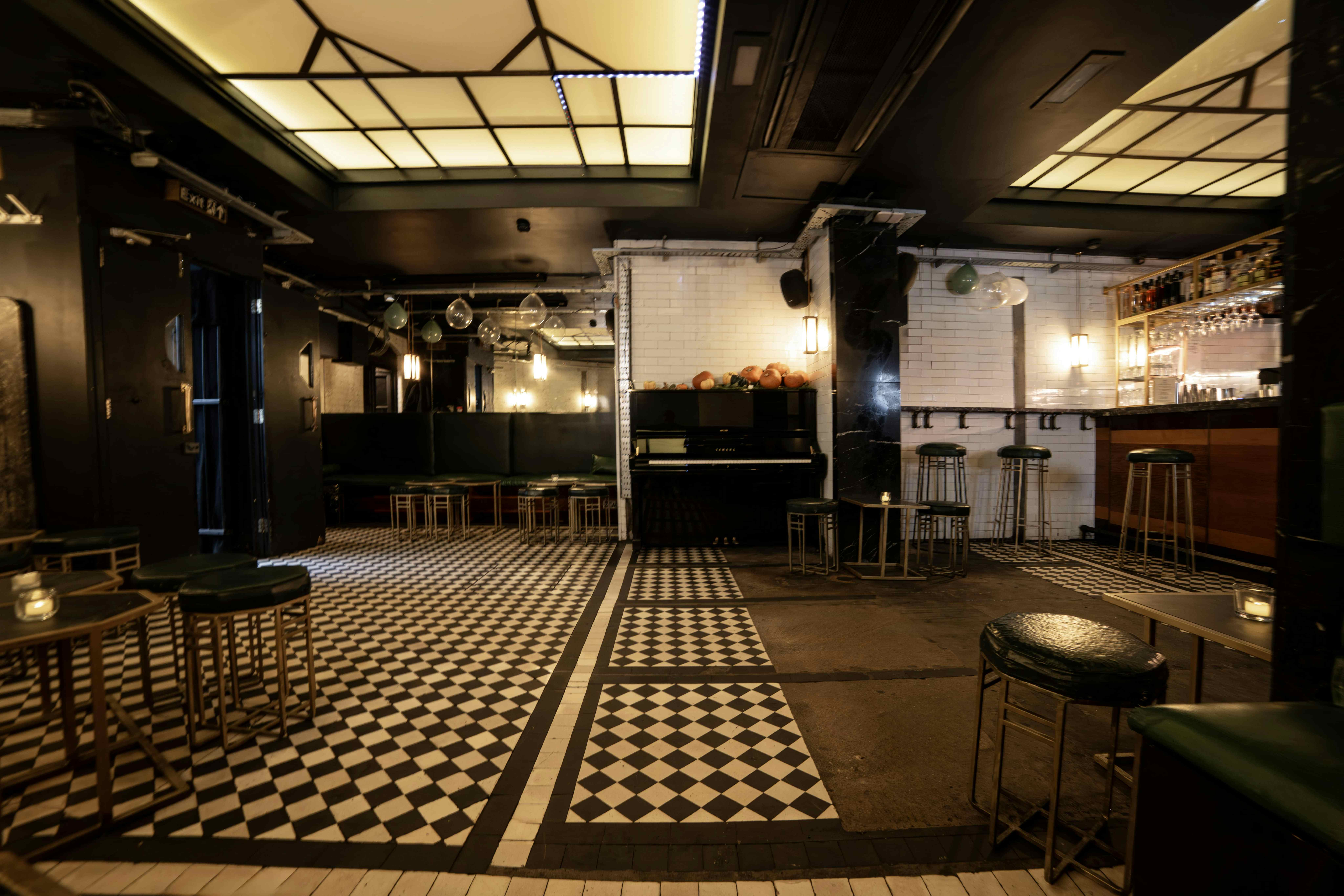 Private Cocktail Bar 6