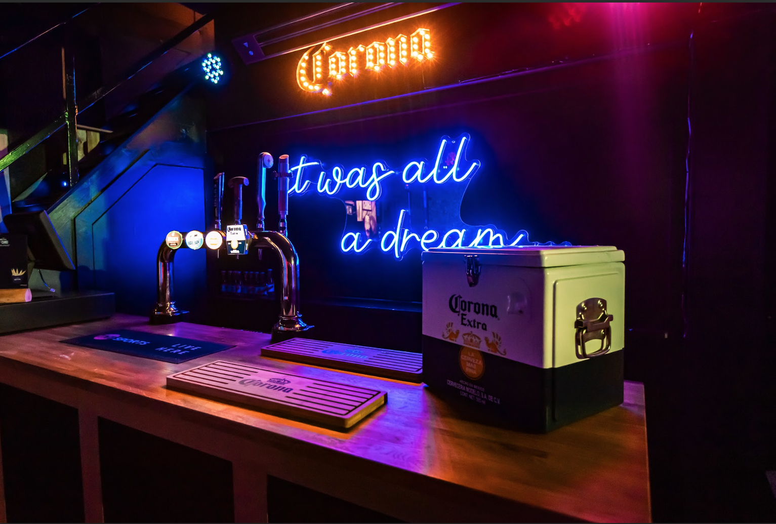 Main floor and VIP 5