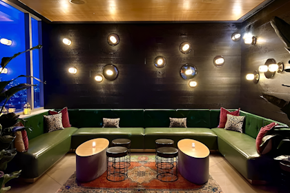 Indoor Bar/Lounge & Breezeway 1