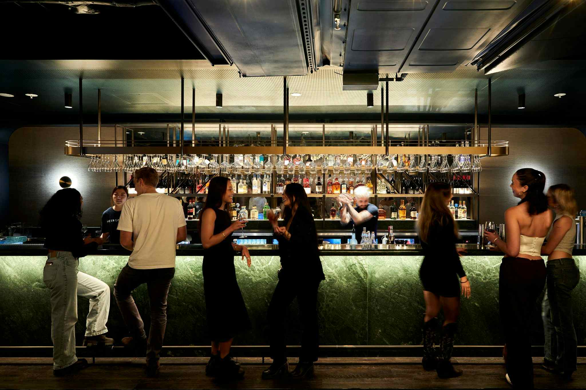 The Metropolitan - Cocktail Lounge  2