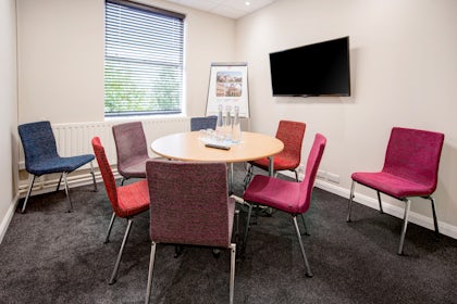Fusion - Pink Room 1