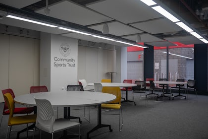 Stadium Hub 10