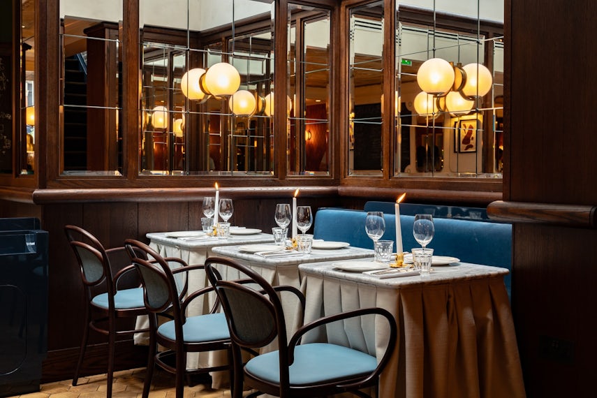Henri Restaurant 0
