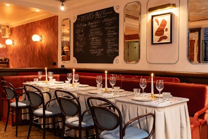 Henri Restaurant 3