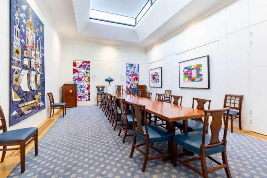Committee Room 0