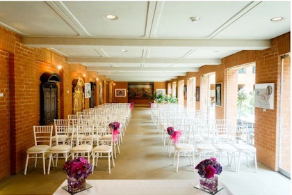 Orangery and Courtyard 3
