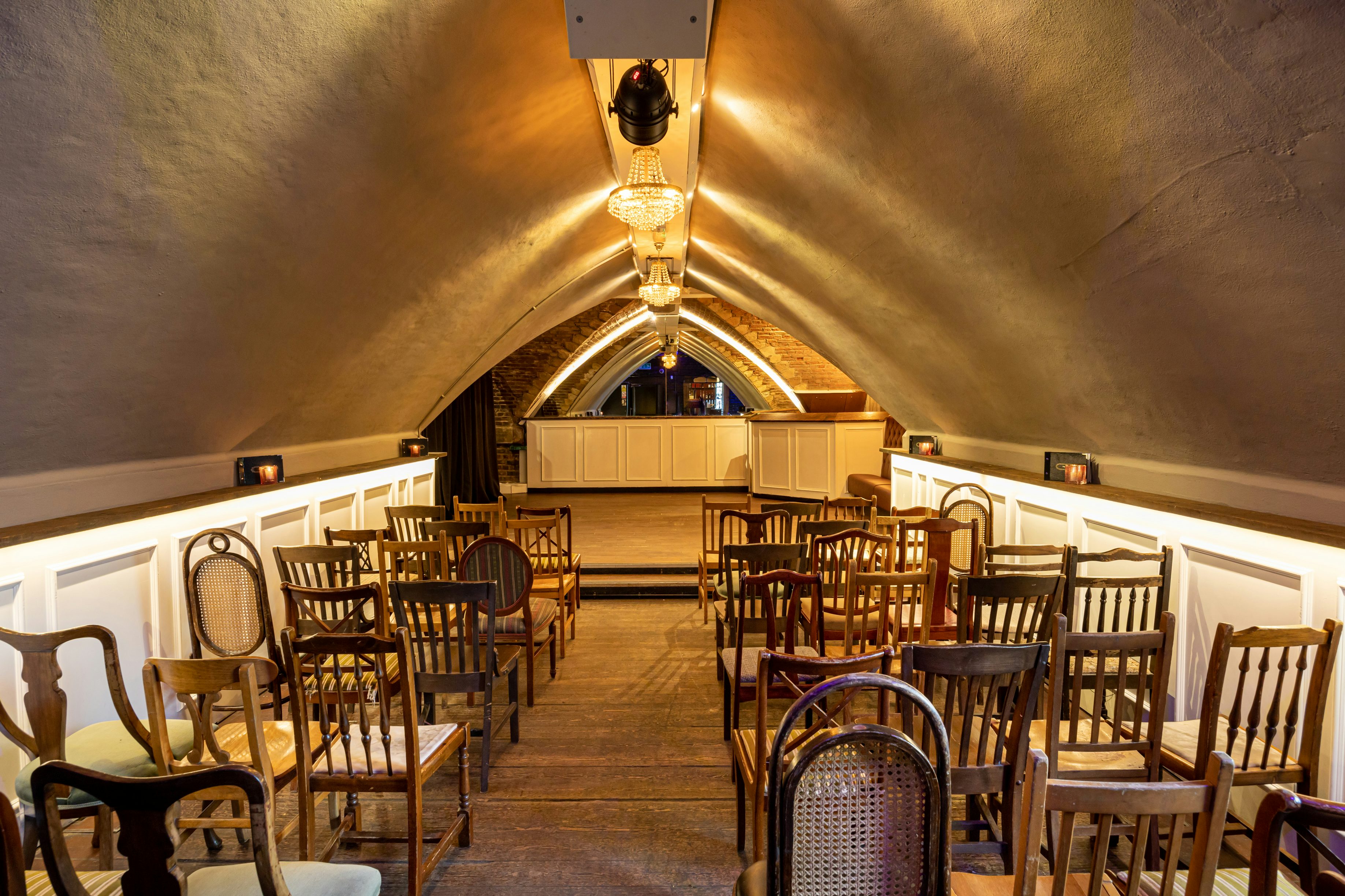 Attic Ballroom & Study Bar 8