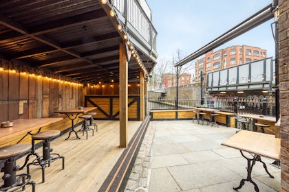 Lounge Bar & Canal-side Terrace 7