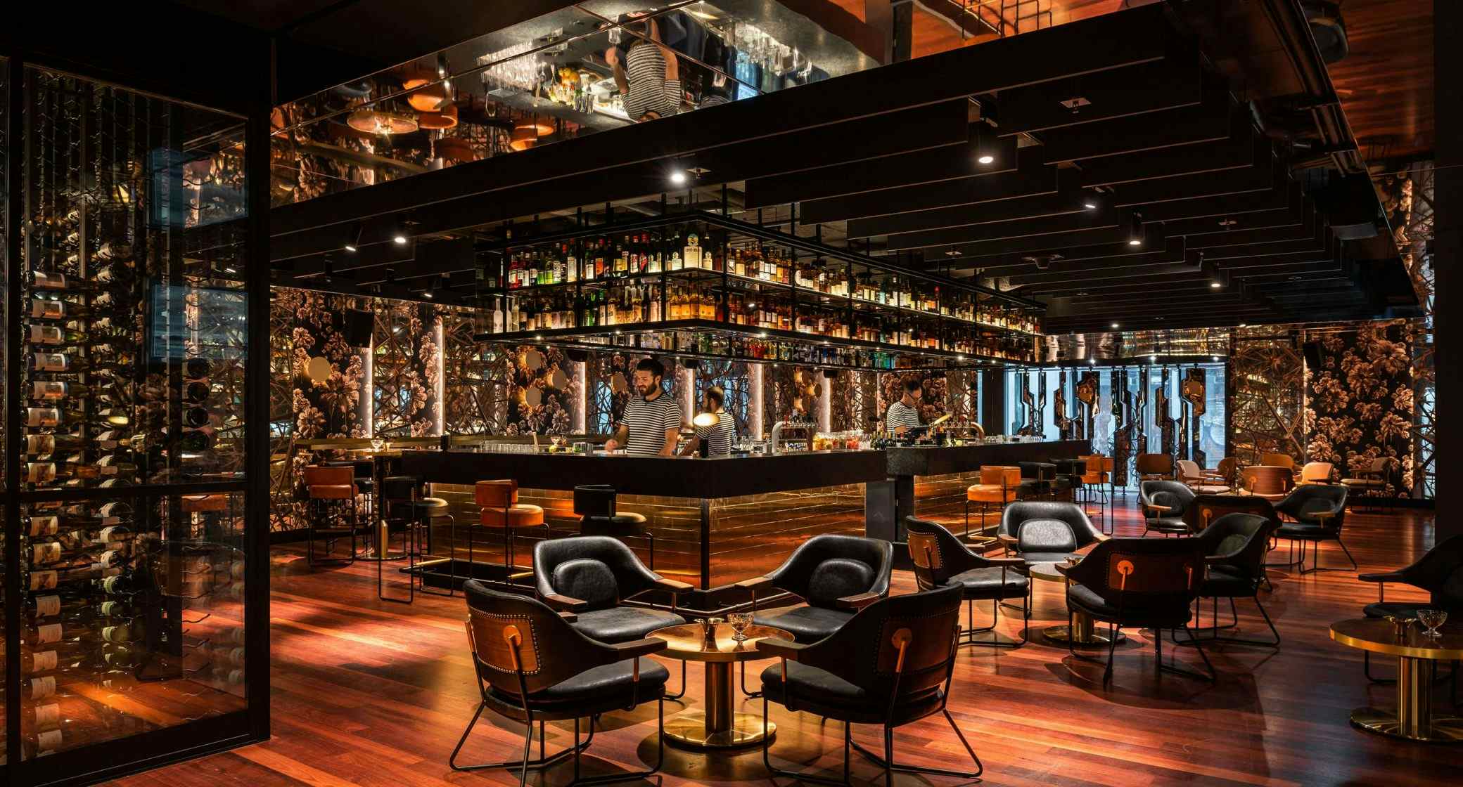 Santini Bar & Grill 3