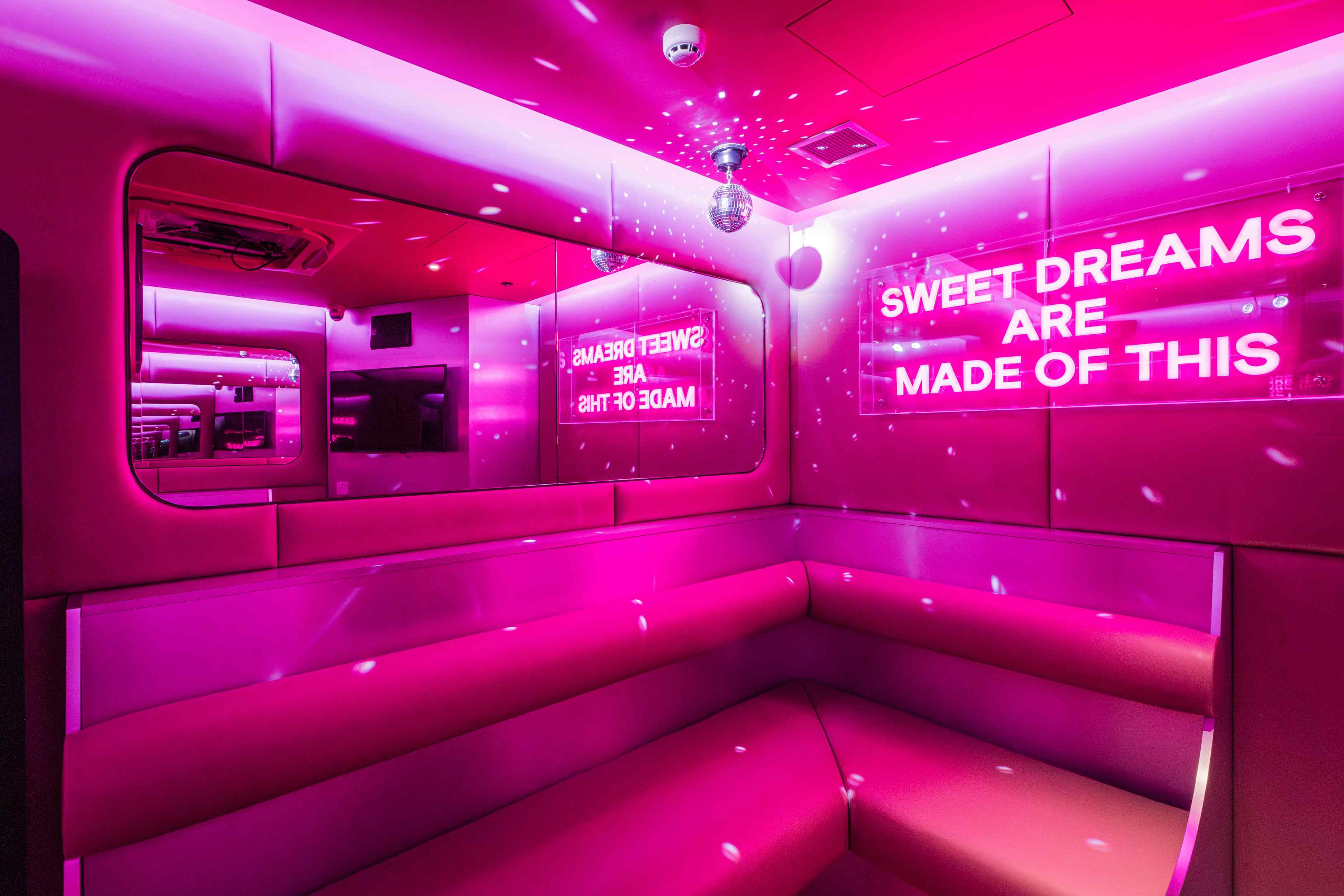 Team building (semi-exclusive space) 1