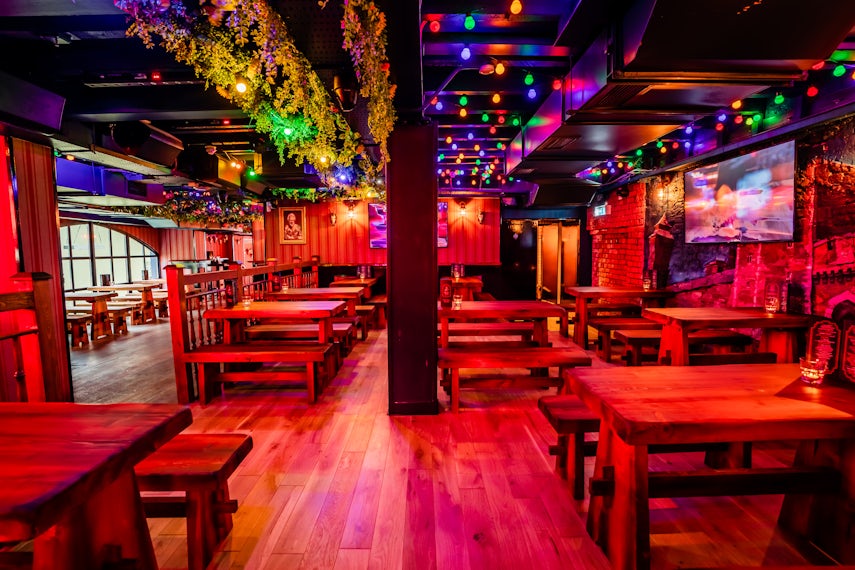 Bar 4 0