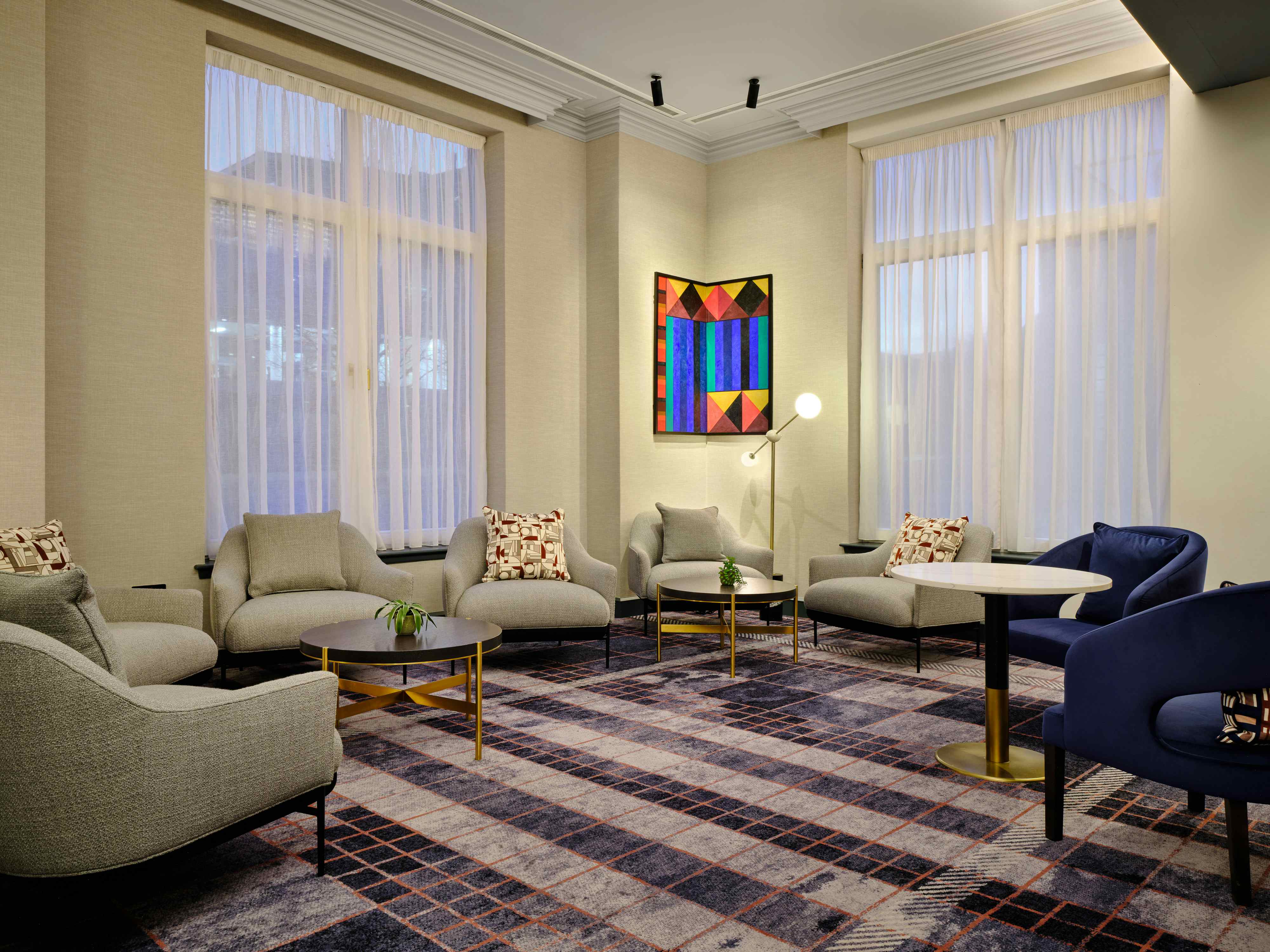 Arti & Alba Restaurant and Bar 3