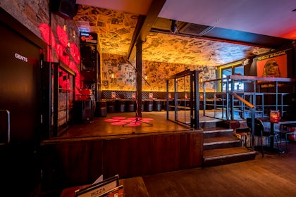 Full Venue 5