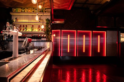 Lounge 1