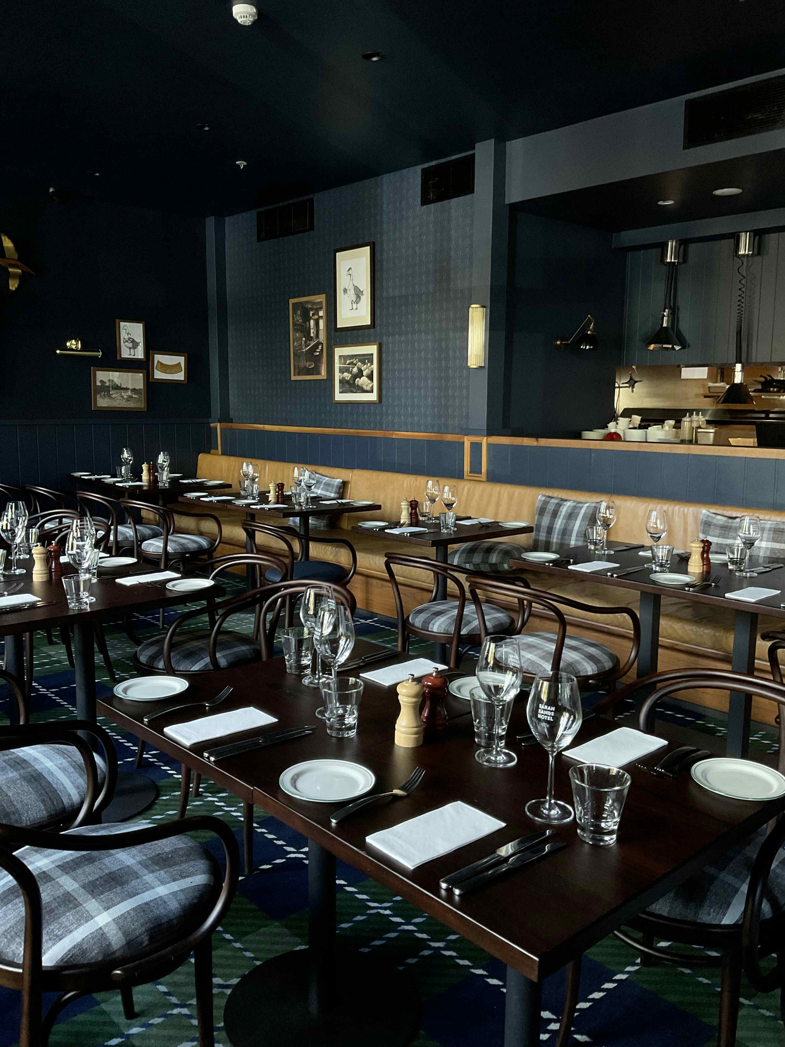 The Wild Geese Bistro - Ground Floor 2