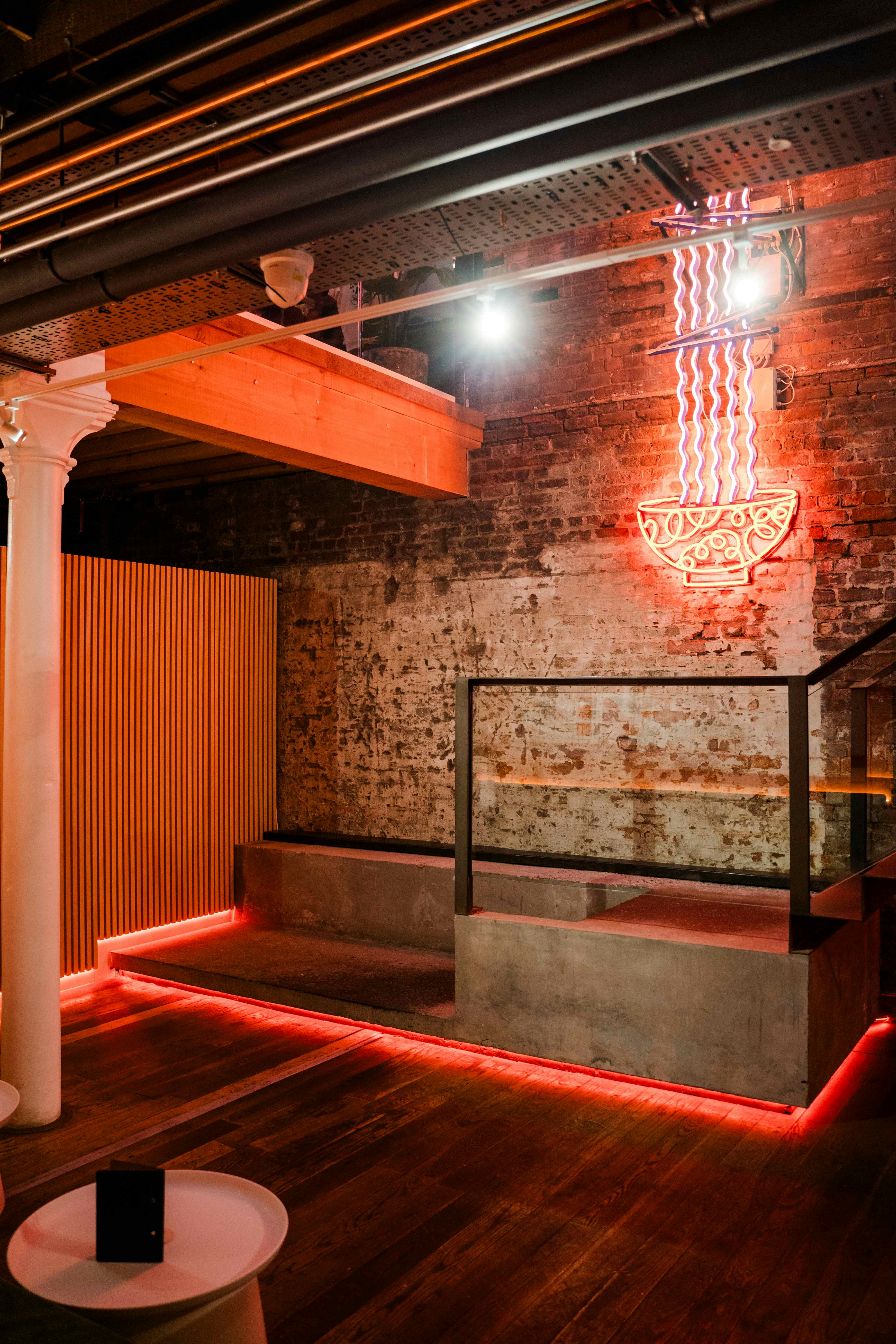 Hello Cocktail Bar  4